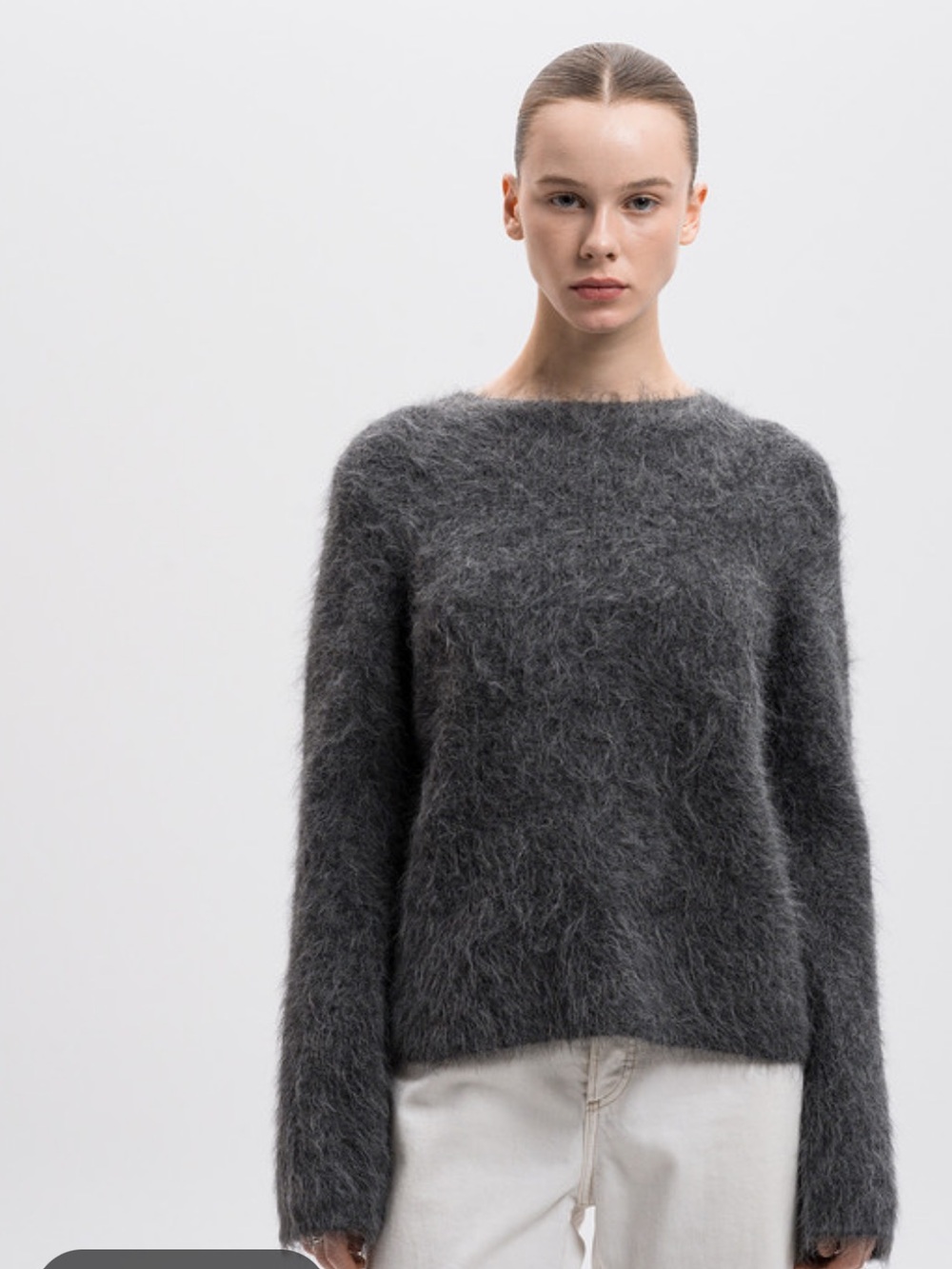 Leon Max Cozy Crewneck Alpaca-Blend Sweater in Charcoal